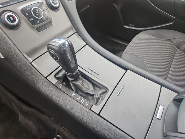 Used 2015 Ford Taurus SEL image 24