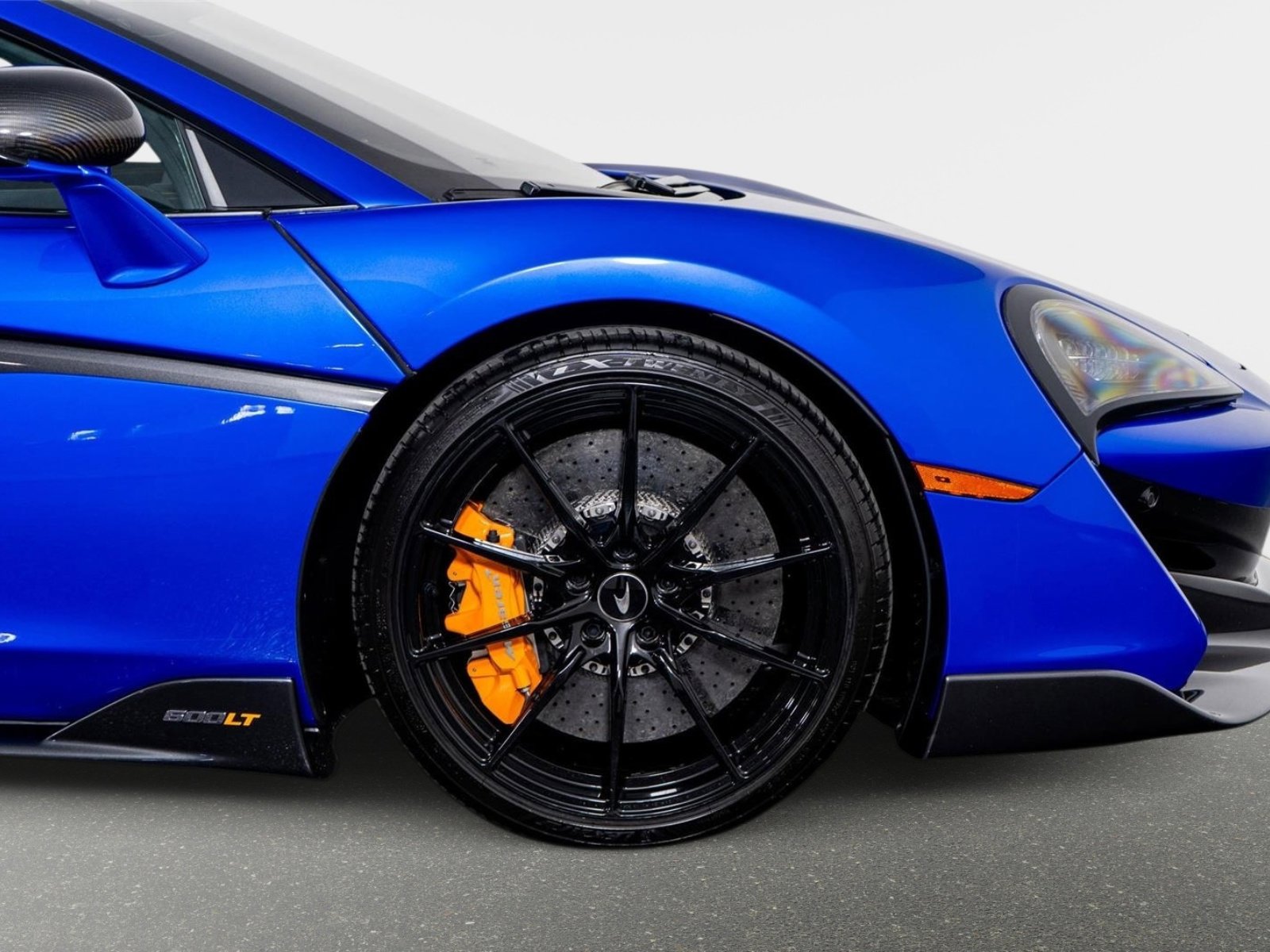 Used 2020 McLaren 600LT Spider RWD image 6