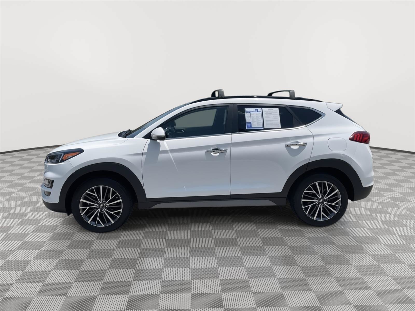 Used 2021 Hyundai Tucson Ultimate w/ Cargo Package AWD/4WD image 12