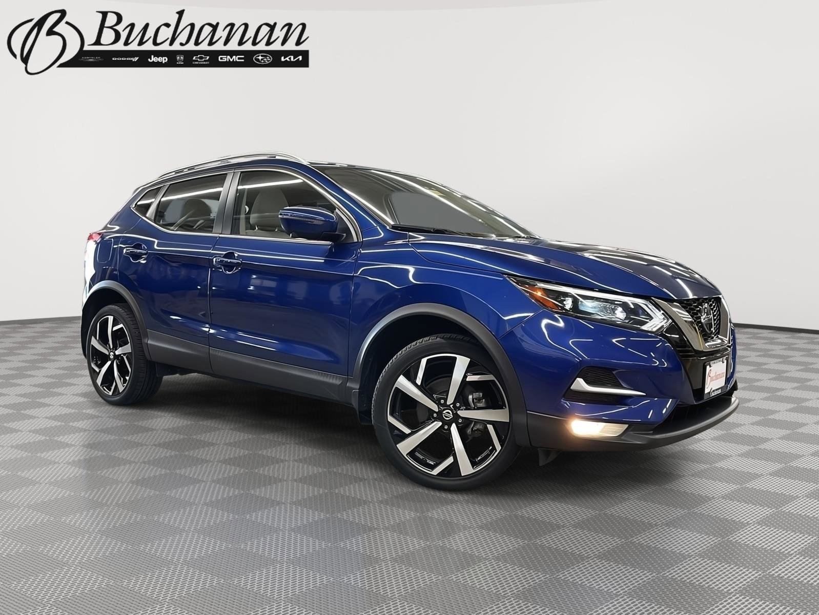 Used 2021 Nissan Rogue Sport SL w/ Premium Package image 1