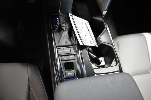 New 2026 Toyota Camry SE FWD image 18