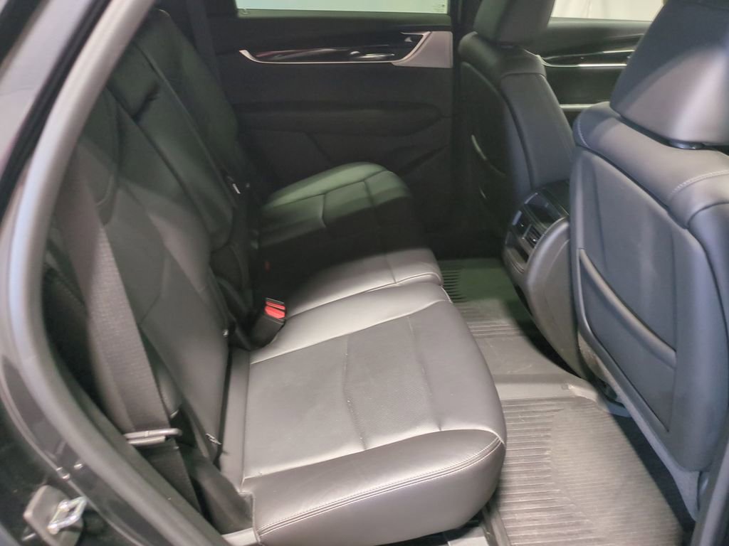 Used 2020 Cadillac XT5 Premium Luxury w/ LPO, Floor Liner Package image 27