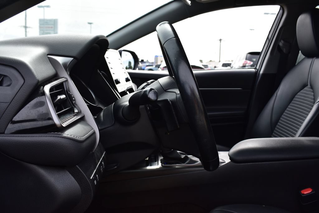 Used 2023 Toyota Camry SE FWD image 37