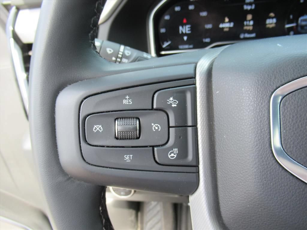 Used 2024 GMC Sierra 2500 Denali w/ Denali Reserve Package AWD/4WD image 23