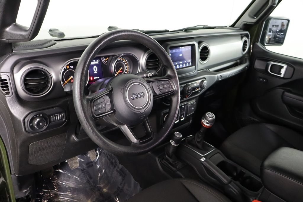 Used 2022 Jeep Wrangler Sport AWD/4WD image 24