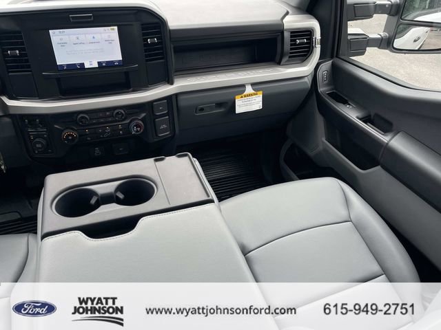 New 2026 Ford F250 XL w/ XL Chrome Package AWD/4WD image 14