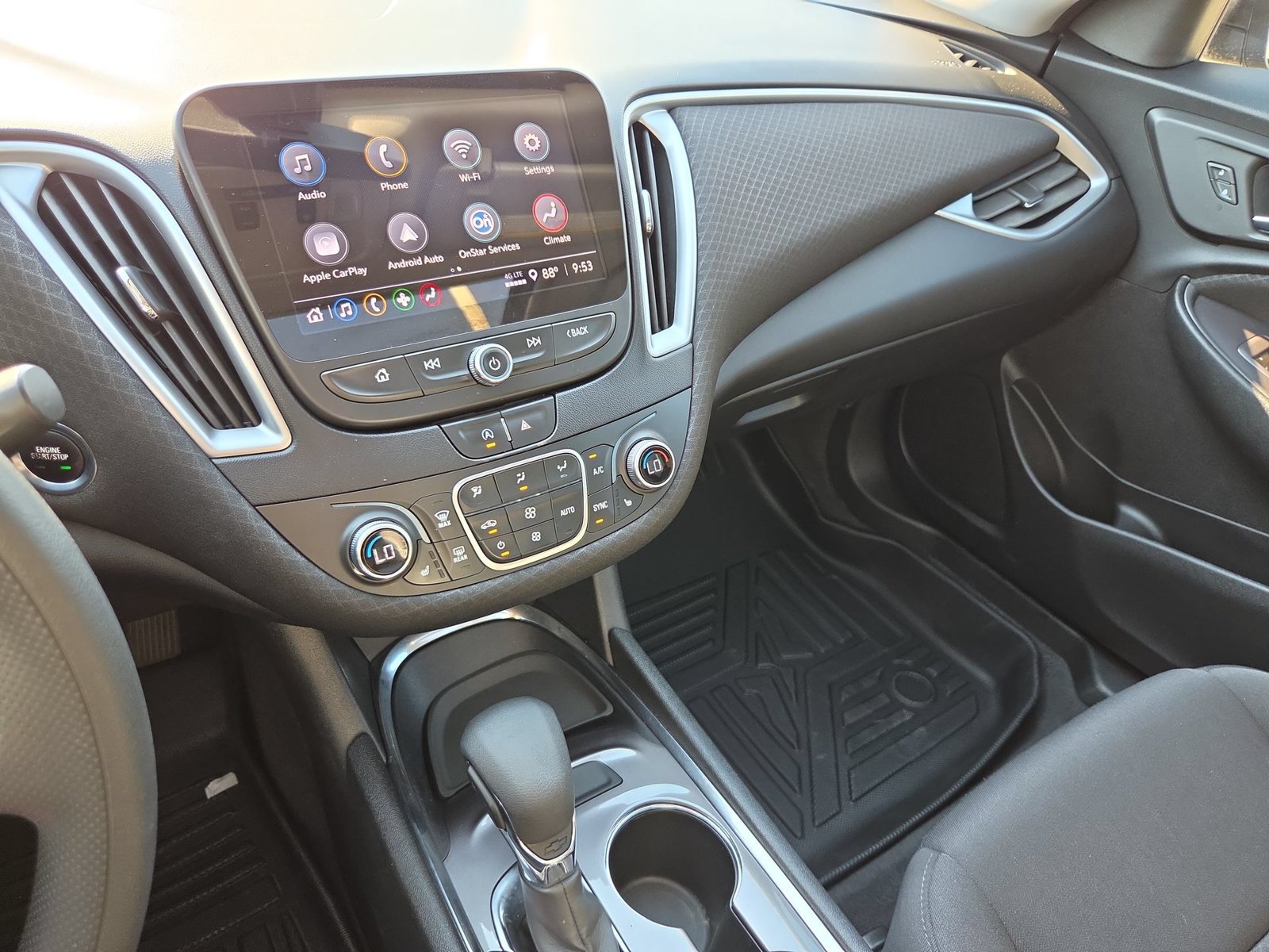 Used 2022 Chevrolet Malibu LT FWD image 13