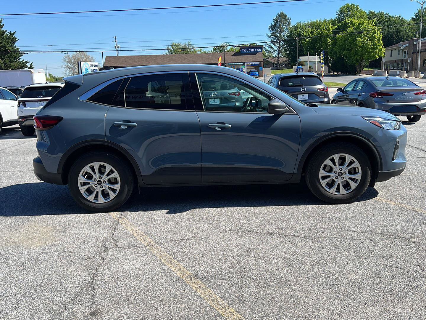 Used 2024 Ford Escape Active w/ Cold Weather Package FWD image 5