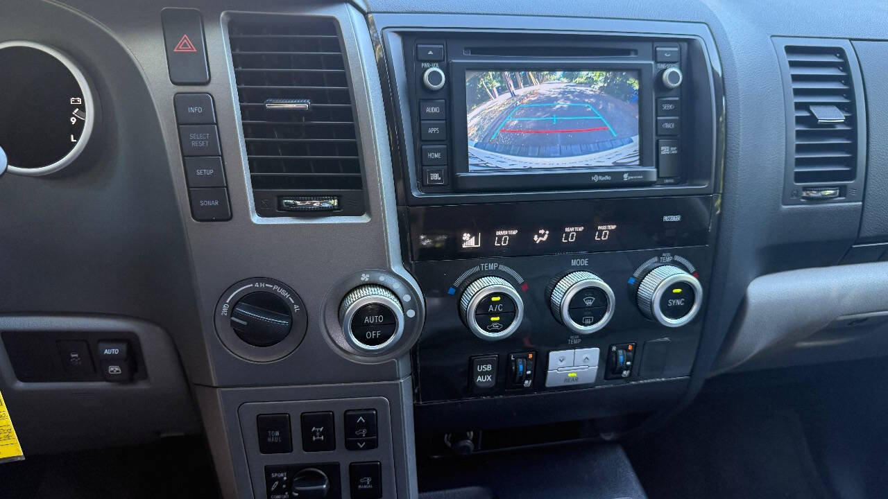 Used 2016 Toyota Sequoia Platinum AWD/4WD image 33