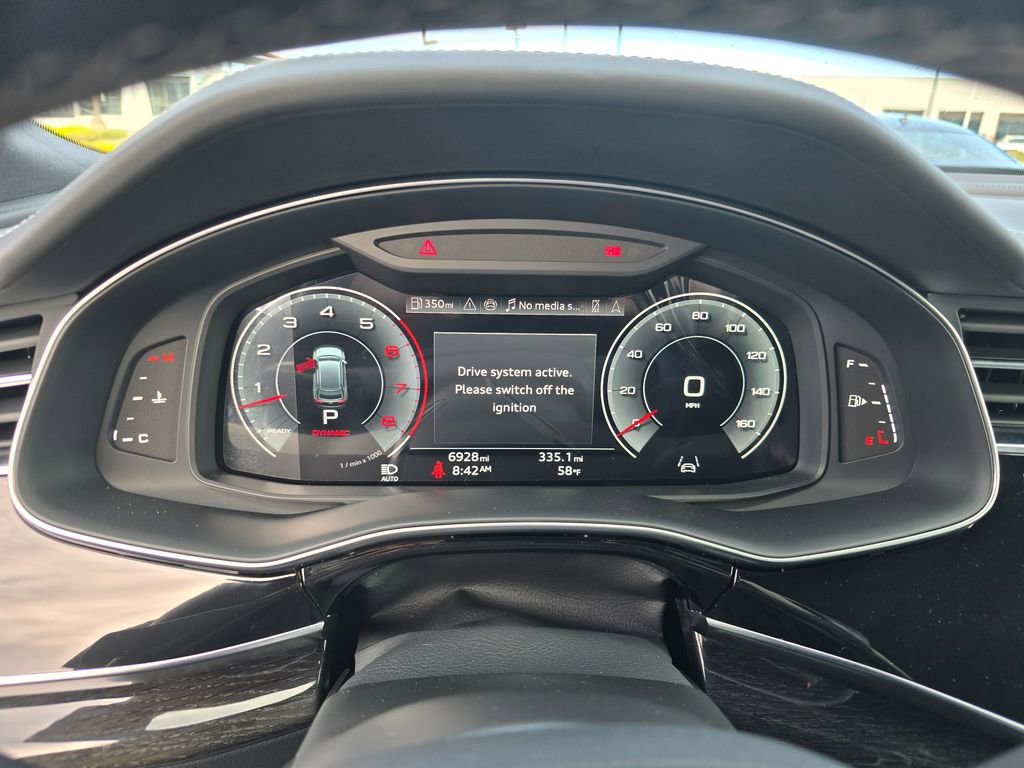 Used 2025 Audi Q8 Prestige w/ Prestige Package image 9