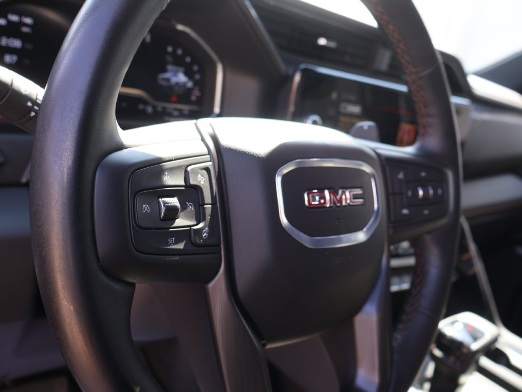 Certified 2025 GMC Sierra 1500 AT4 w/ AT4 Premium Package AWD/4WD image 18