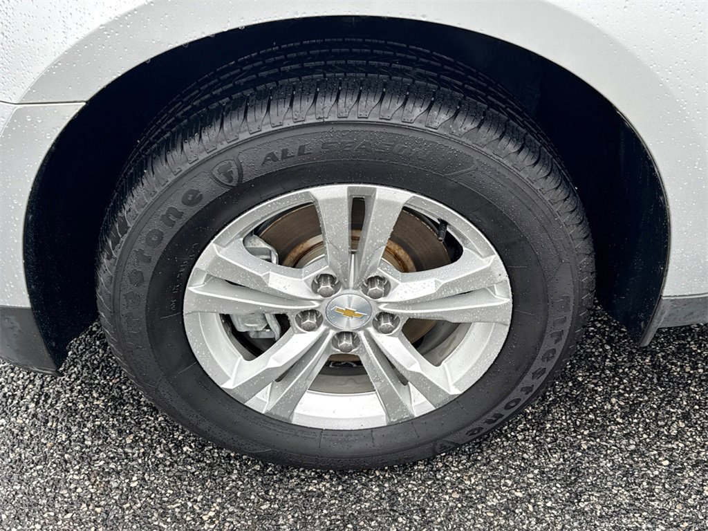 Used 2015 Chevrolet Equinox LS image 11