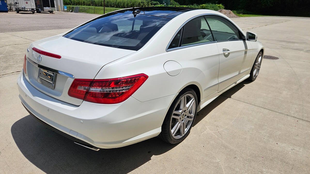 Used 2010 Mercedes-Benz E 550 Coupe image 11
