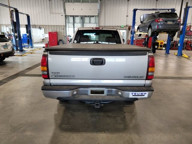 Used 2000 Chevrolet Silverado 2500 LS RWD image 6