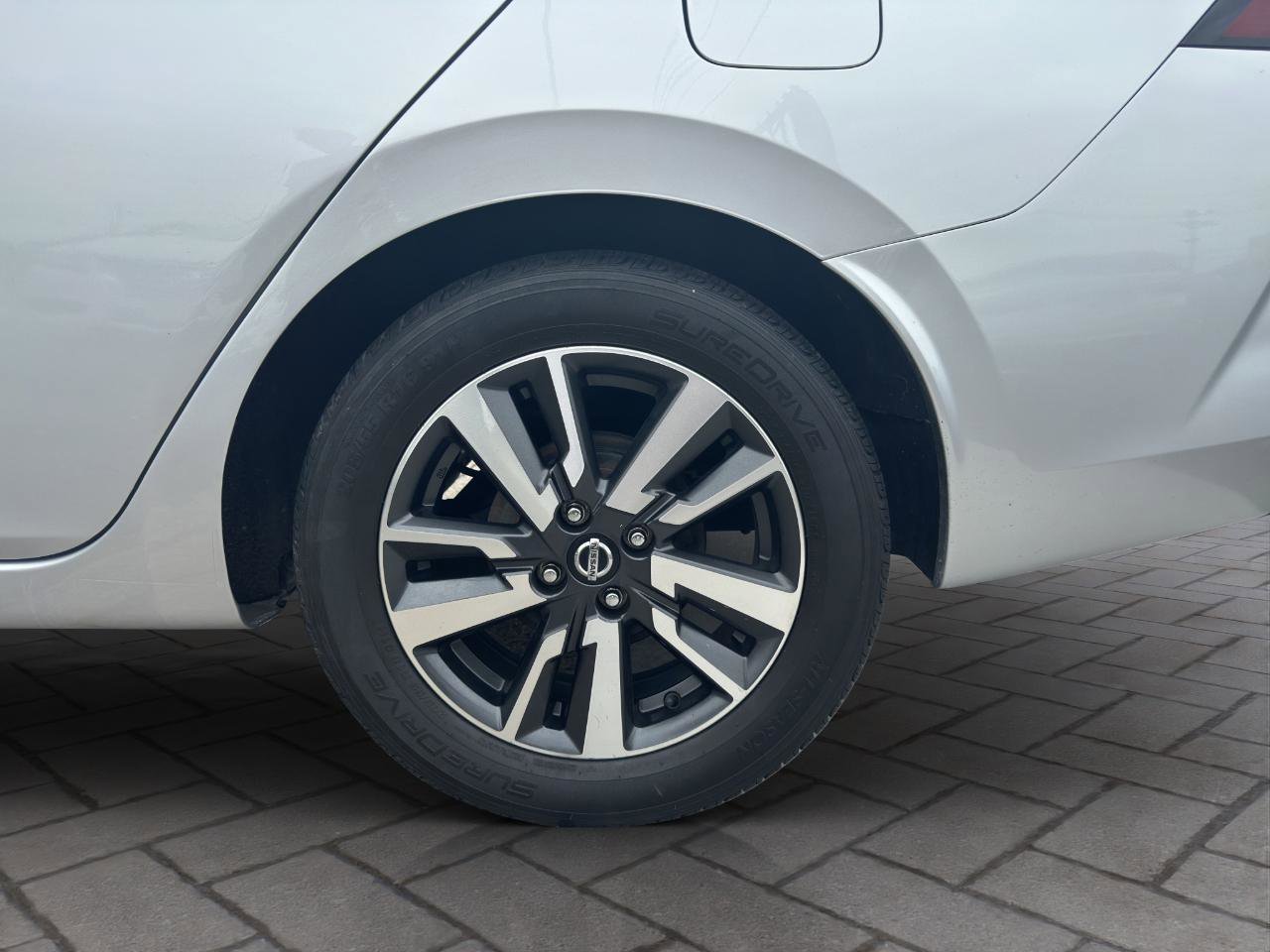 Used 2021 Nissan Versa SV image 23