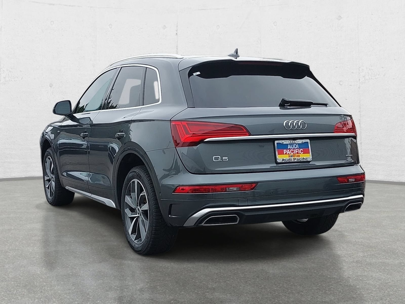 Used 2022 Audi Q5 2.0T Prestige w/ Prestige Package AWD/4WD image 7
