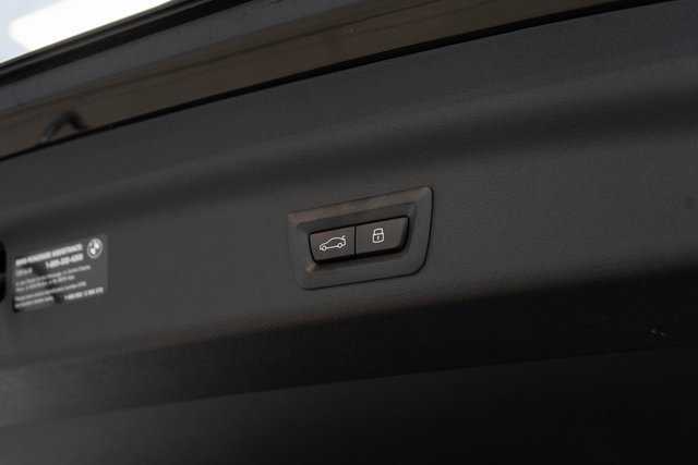 Used 2024 BMW X1 xDrive28i w/ Technology Package image 18