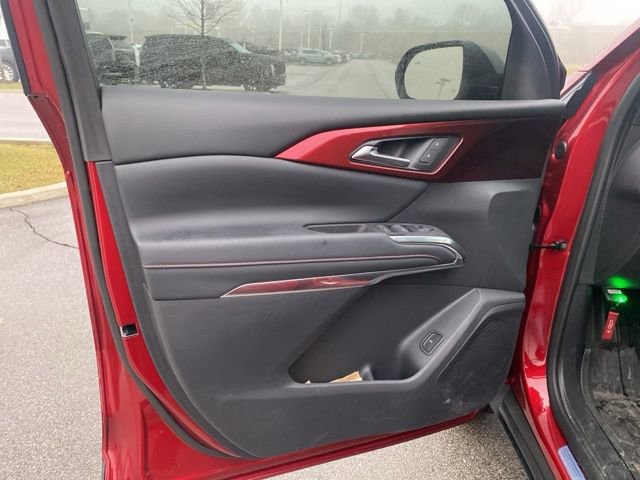 Used 2024 Chevrolet Traverse Z71 image 11