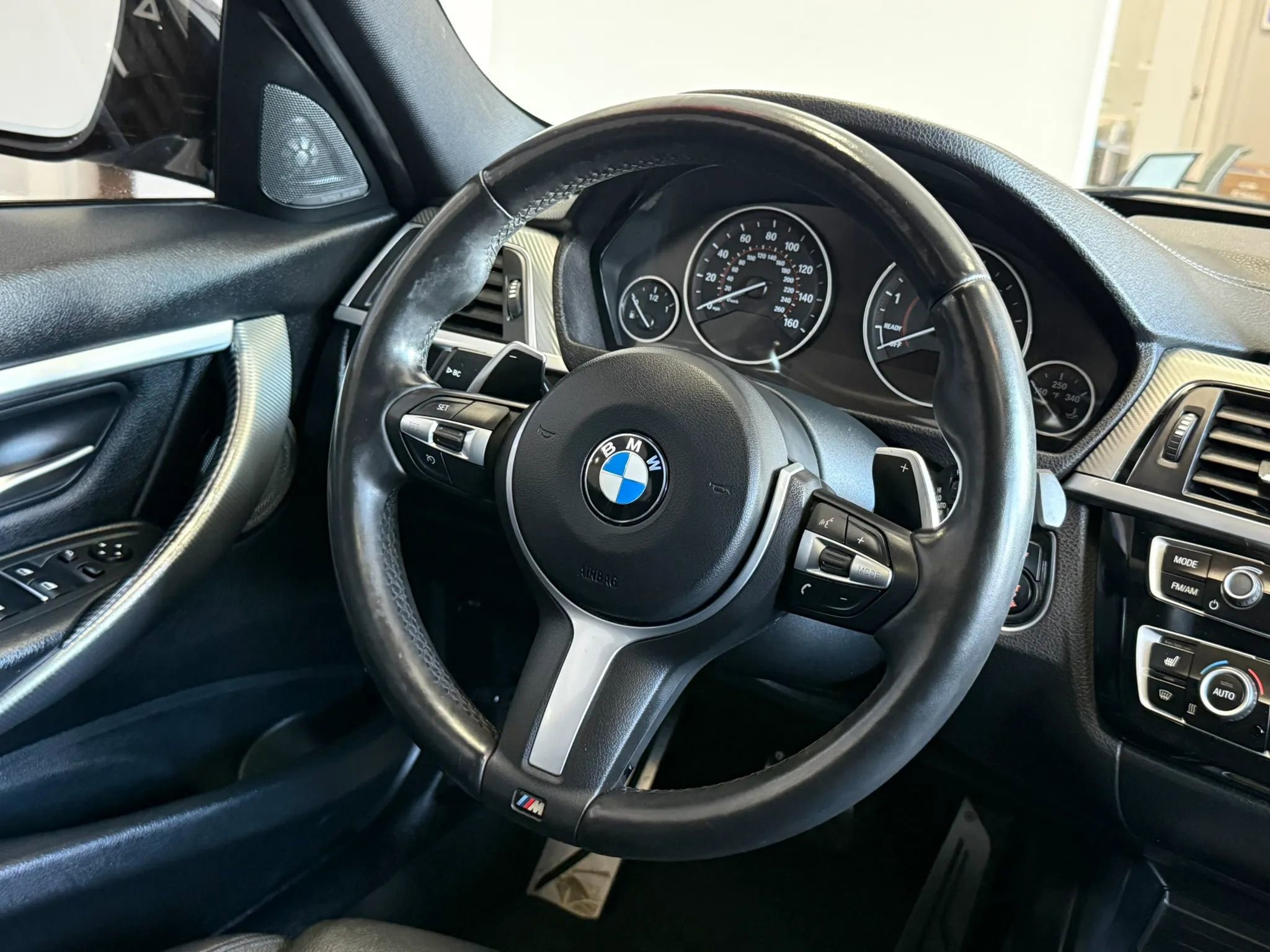 Used 2018 BMW 340i Sedan w/ Track Handling Package image 9