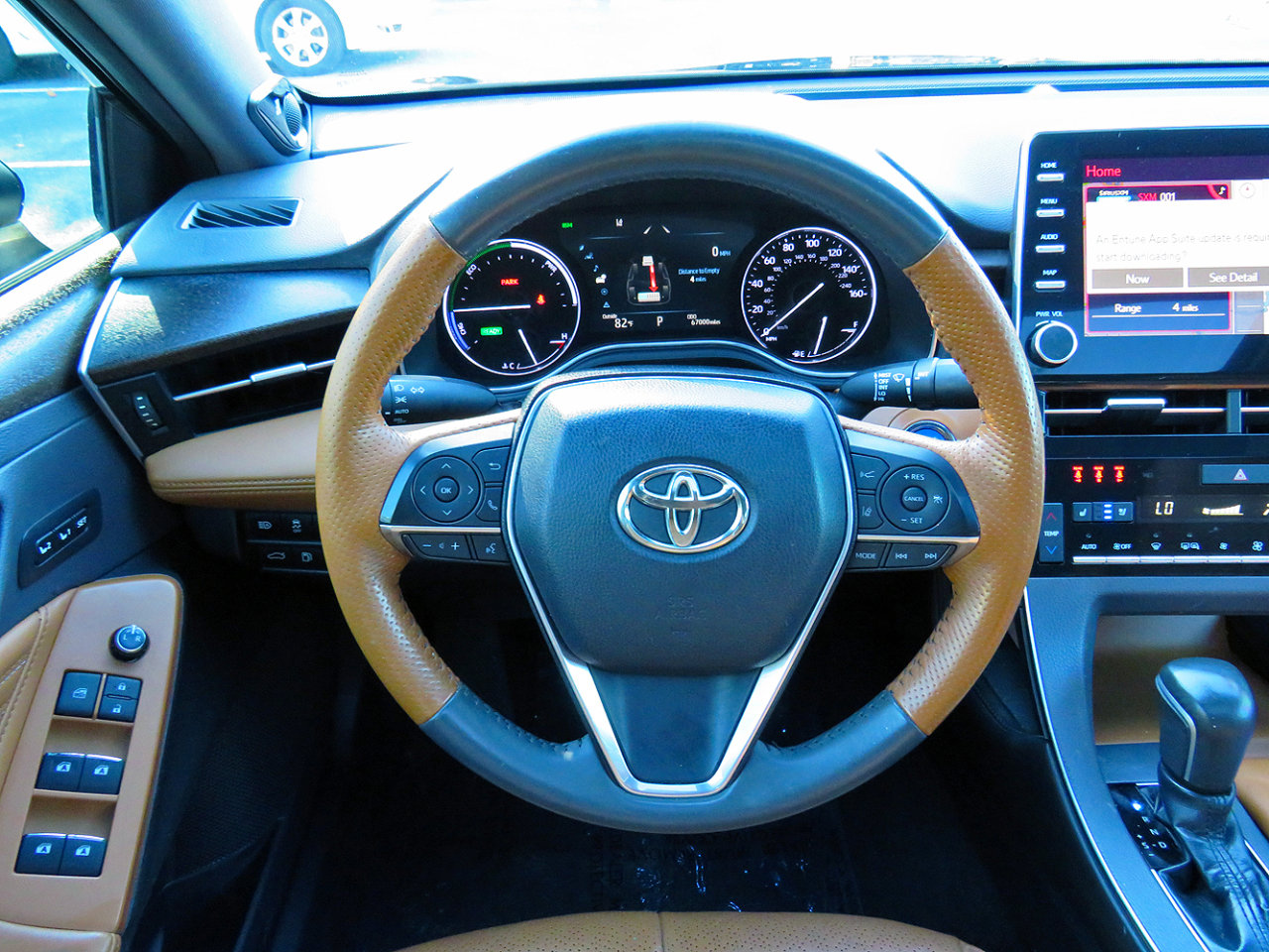 Used 2019 Toyota Avalon Limited image 17