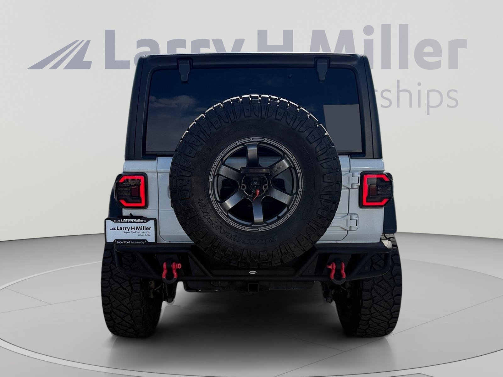 Used 2021 Jeep Wrangler Unlimited Rubicon w/ Cold Weather Group AWD/4WD image 4