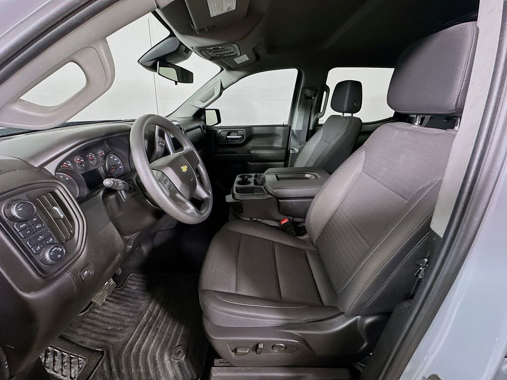 Used 2024 Chevrolet Silverado 1500 Custom image 15