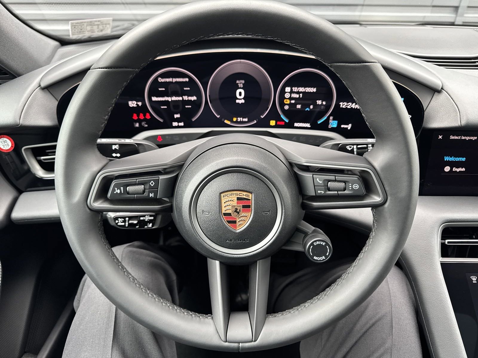 New 2025 Porsche Taycan image 37