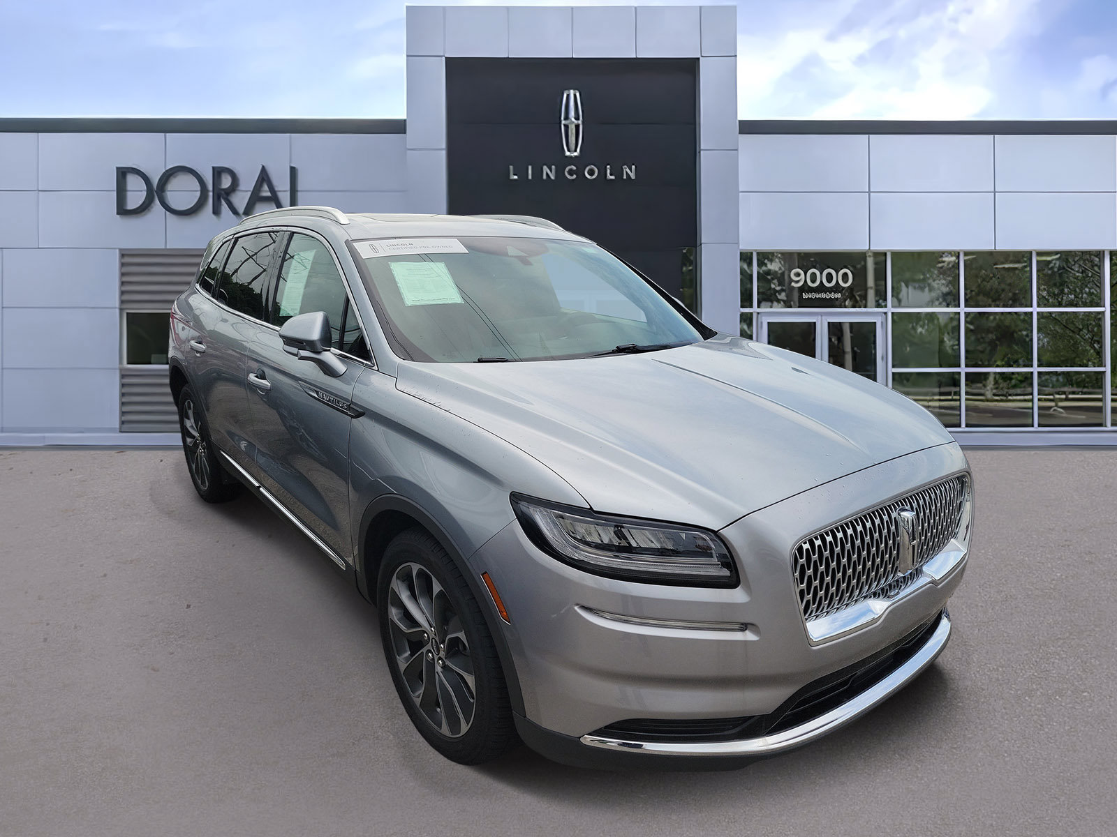 Certified 2023 Lincoln Nautilus Reserve AWD/4WD image 1
