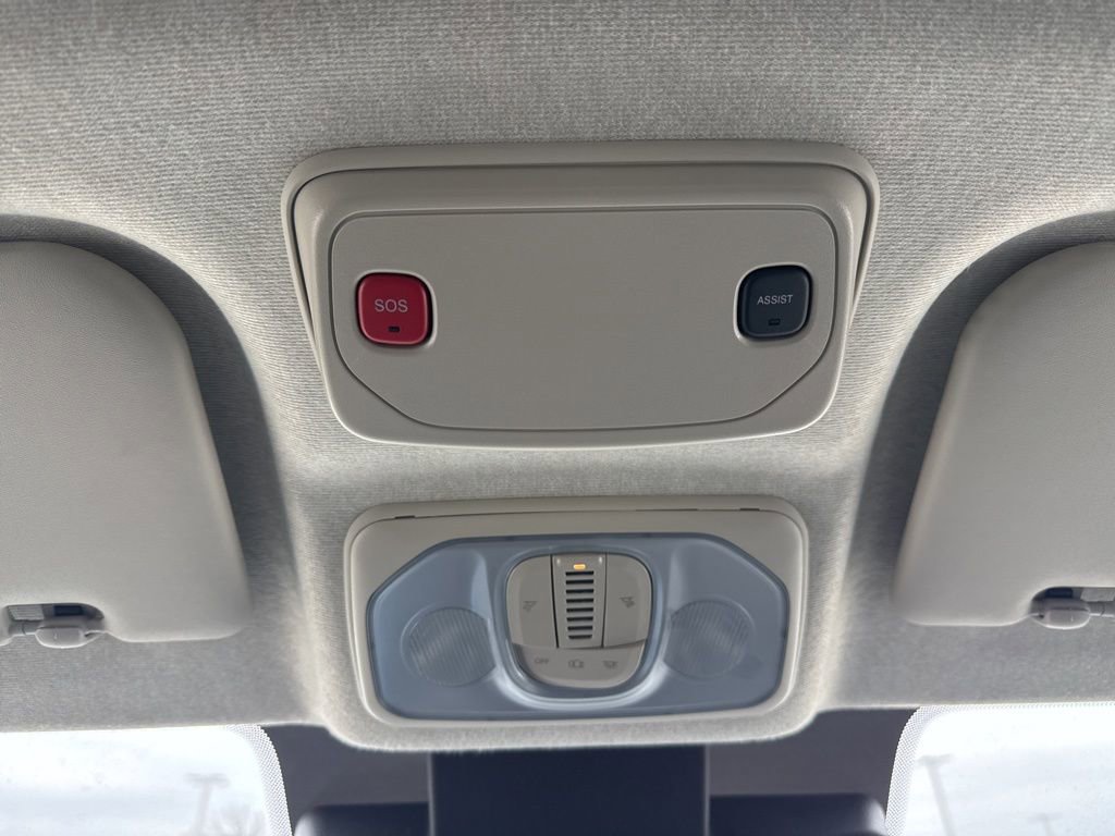 Used 2025 RAM ProMaster 2500 w/ Convenience Group image 19