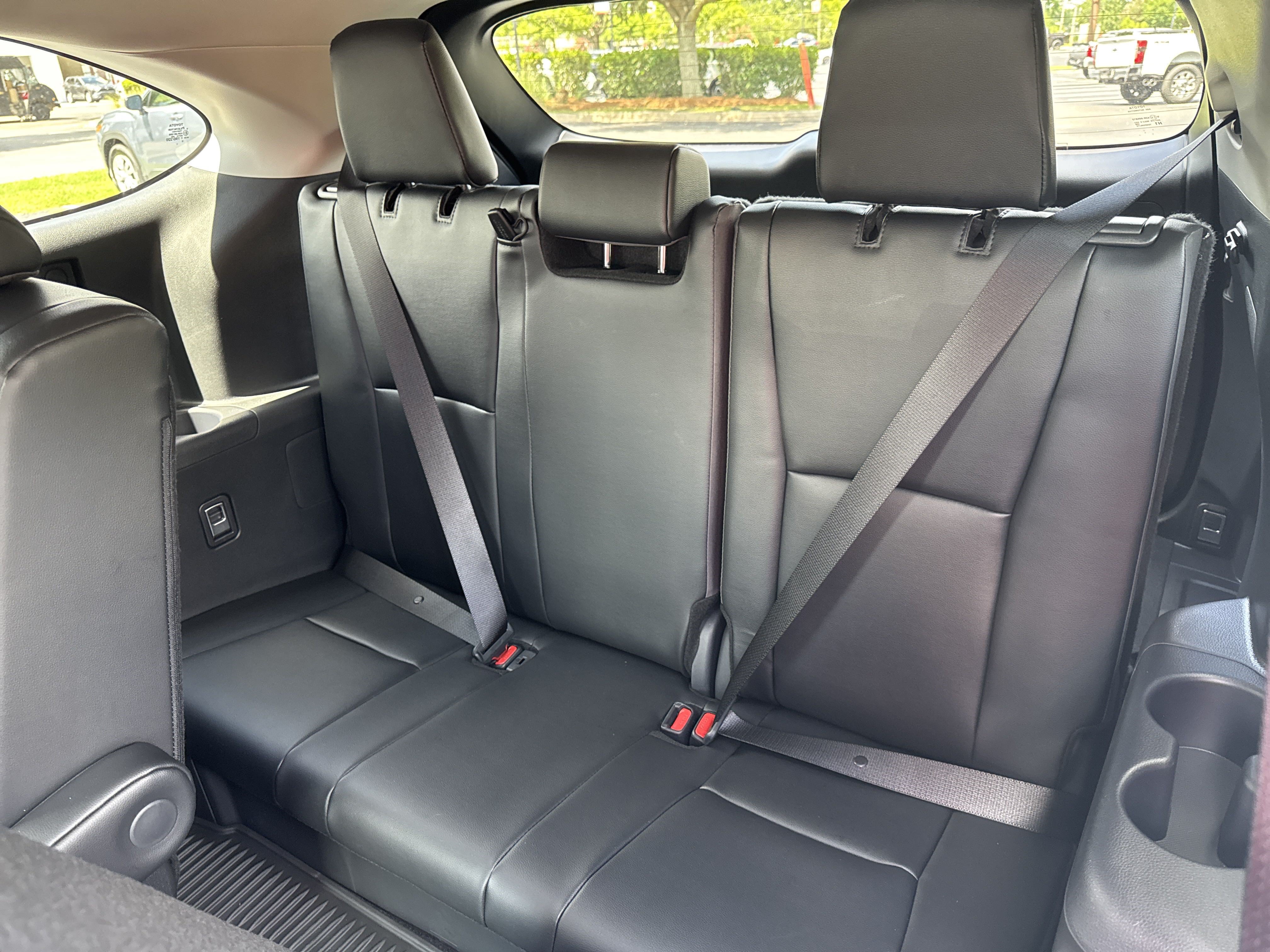 New 2025 Toyota Highlander XLE FWD image 26