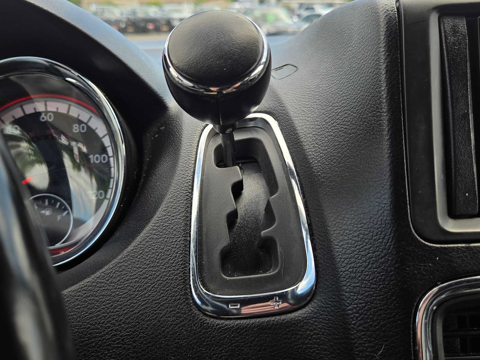 Used 2019 Dodge Grand Caravan SXT FWD image 35