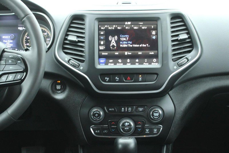 Used 2023 Jeep Cherokee Altitude Lux image 15