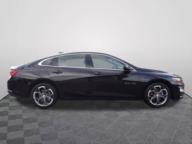 Used 2023 Chevrolet Malibu LT w/ Driver Confidence Package FWD image 4