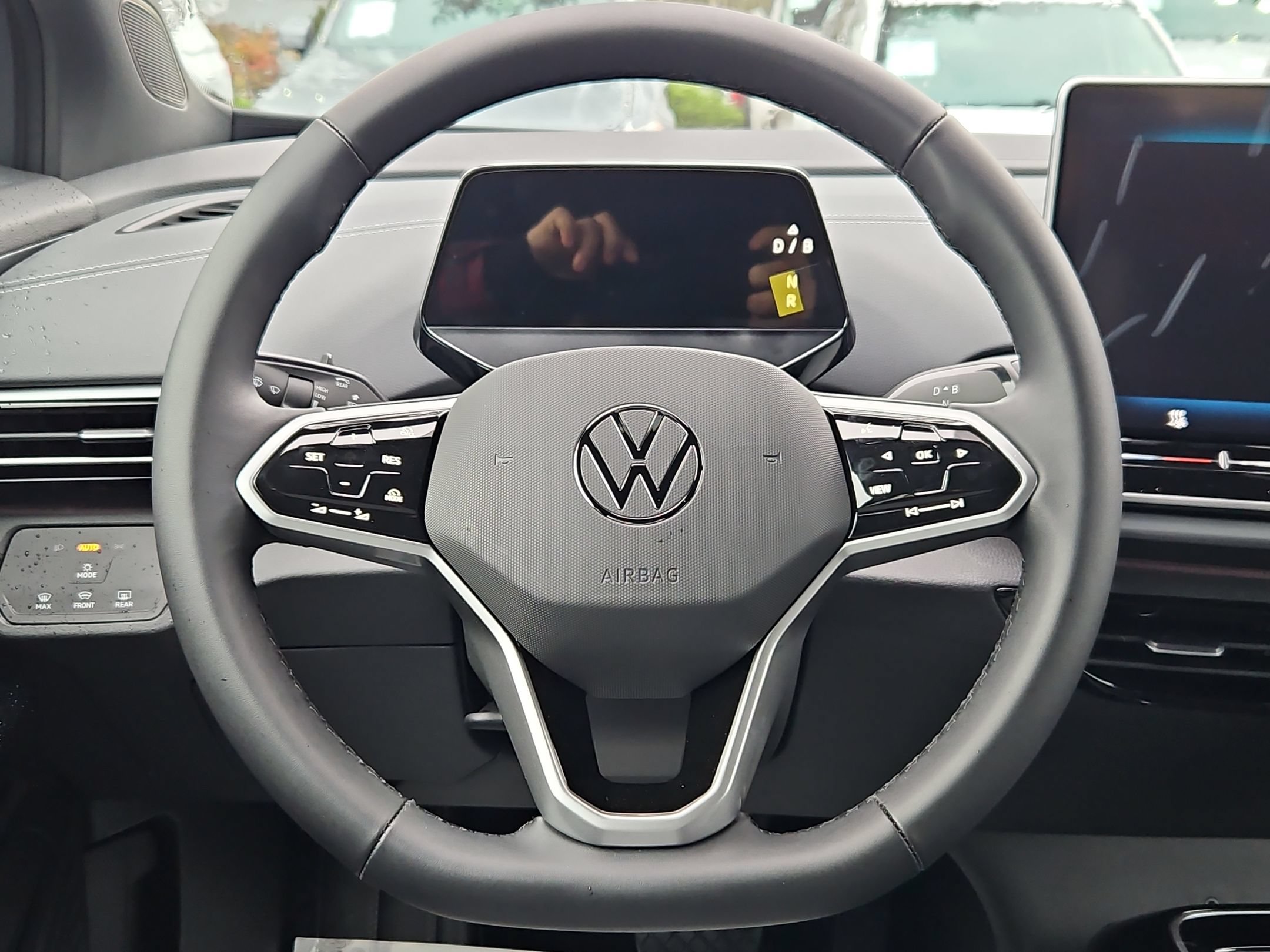 New 2026 Volkswagen ID.4 Pro AWD/4WD image 14