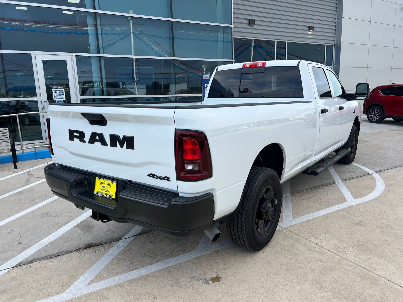 Used 2025 RAM 3500 Tradesman AWD/4WD image 3