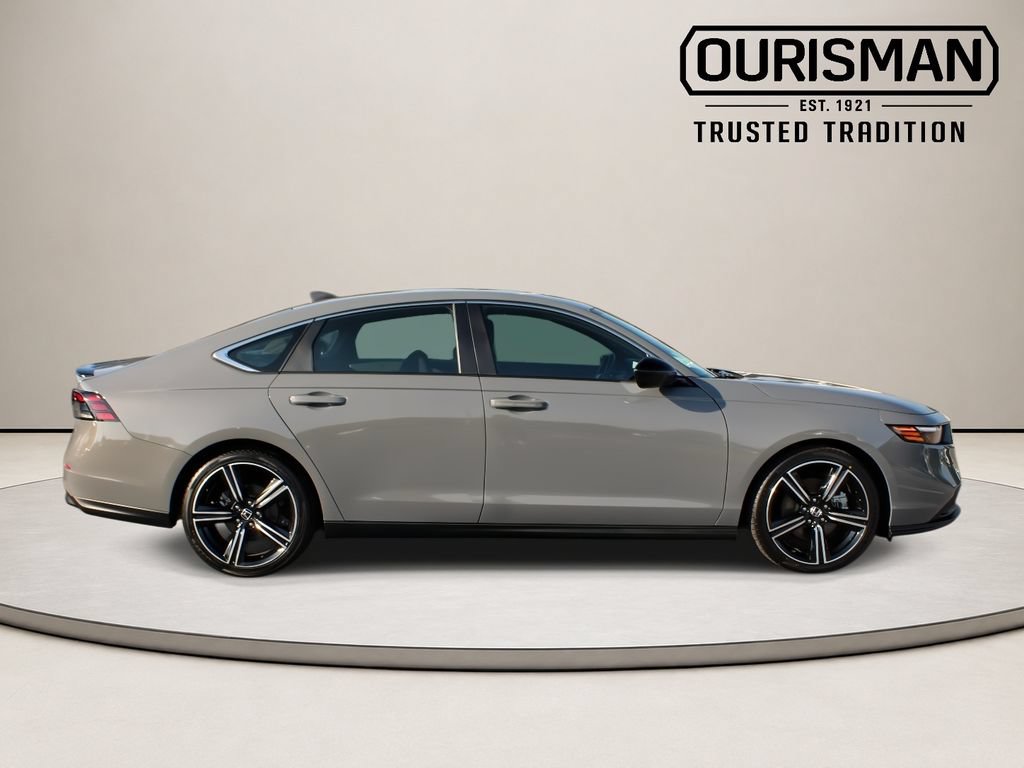 Used 2025 Honda Accord Sport image 10
