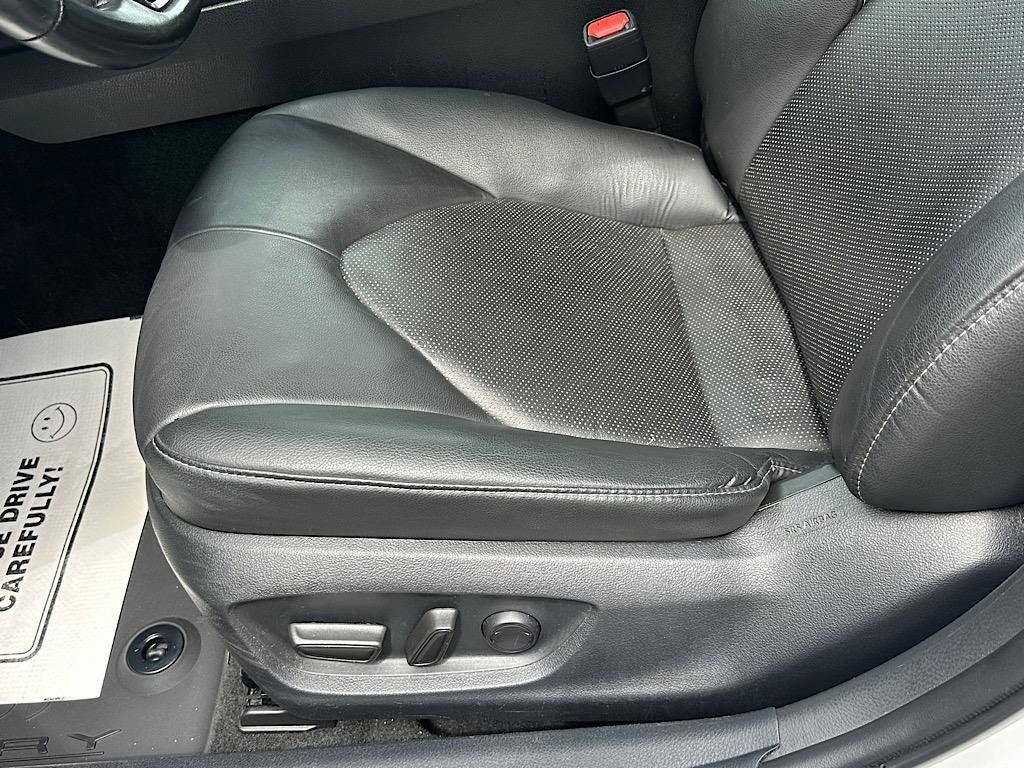 Certified 2023 Toyota Camry XSE FWD image 13