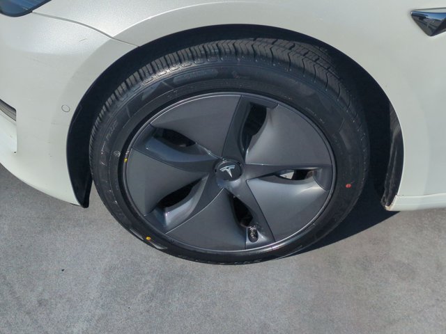Used 2020 Tesla Model 3 Standard Range Plus RWD image 26