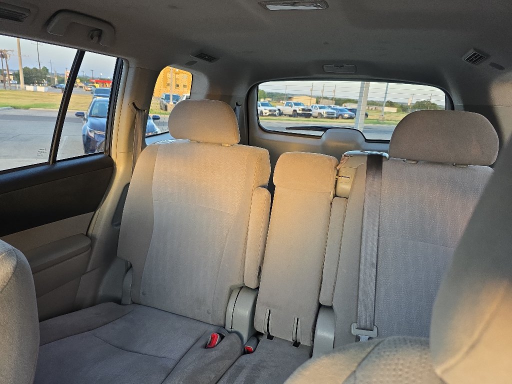 Used 2013 Toyota Highlander FWD image 7