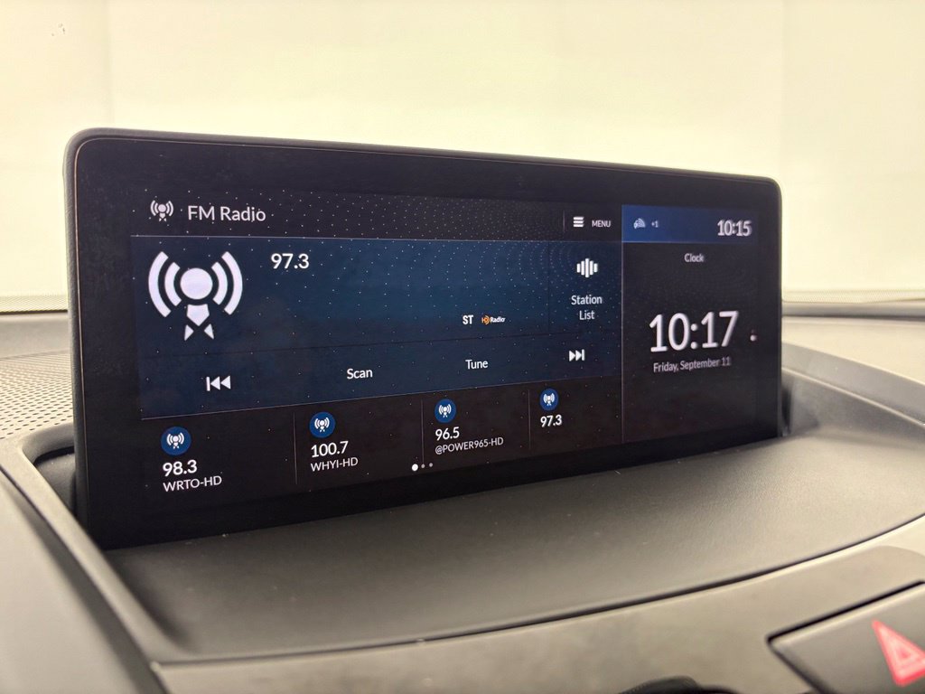 Used 2025 Acura RDX SH-AWD image 28