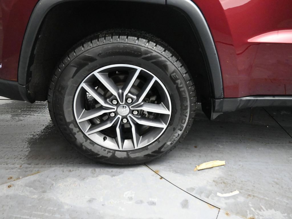 Used 2018 Jeep Grand Cherokee Limited w/ Trailer Tow Group IV image 17