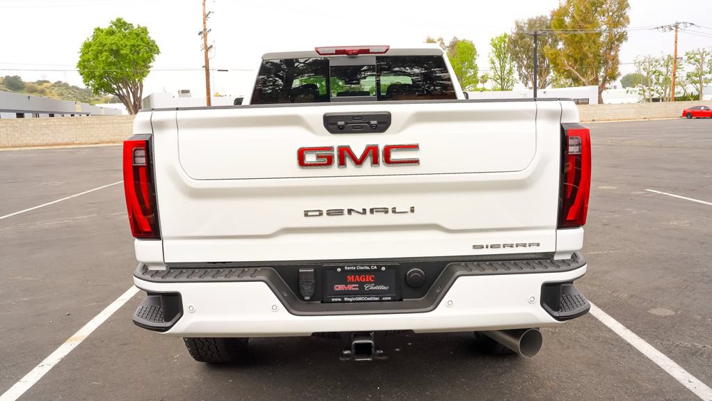 New 2026 GMC Sierra 2500 Denali w/ Denali Reserve Package AWD/4WD image 12