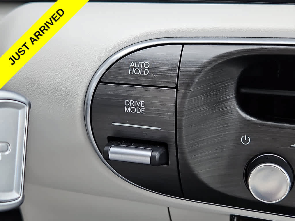 Used 2026 Hyundai Palisade SEL FWD image 25