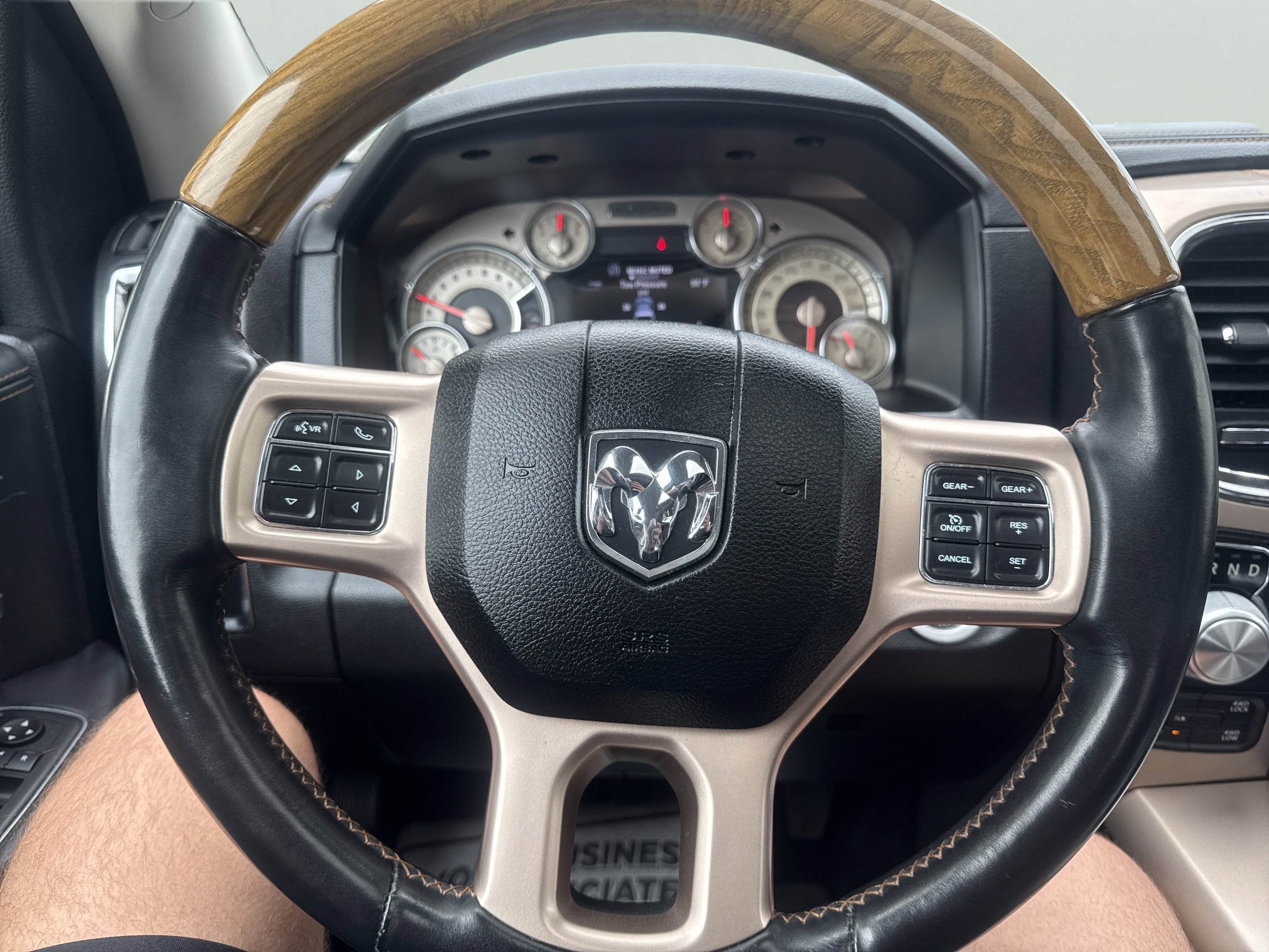 Used 2017 RAM 1500 Laramie Longhorn AWD/4WD image 27