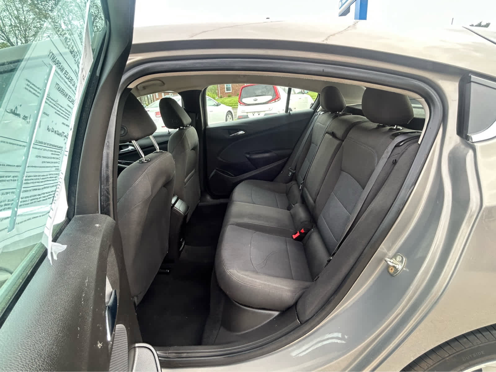 Used 2018 Chevrolet Cruze LT w/ Convenience Package FWD image 7