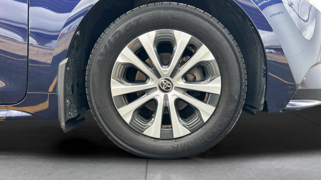 Used 2020 Toyota Corolla LE image 29