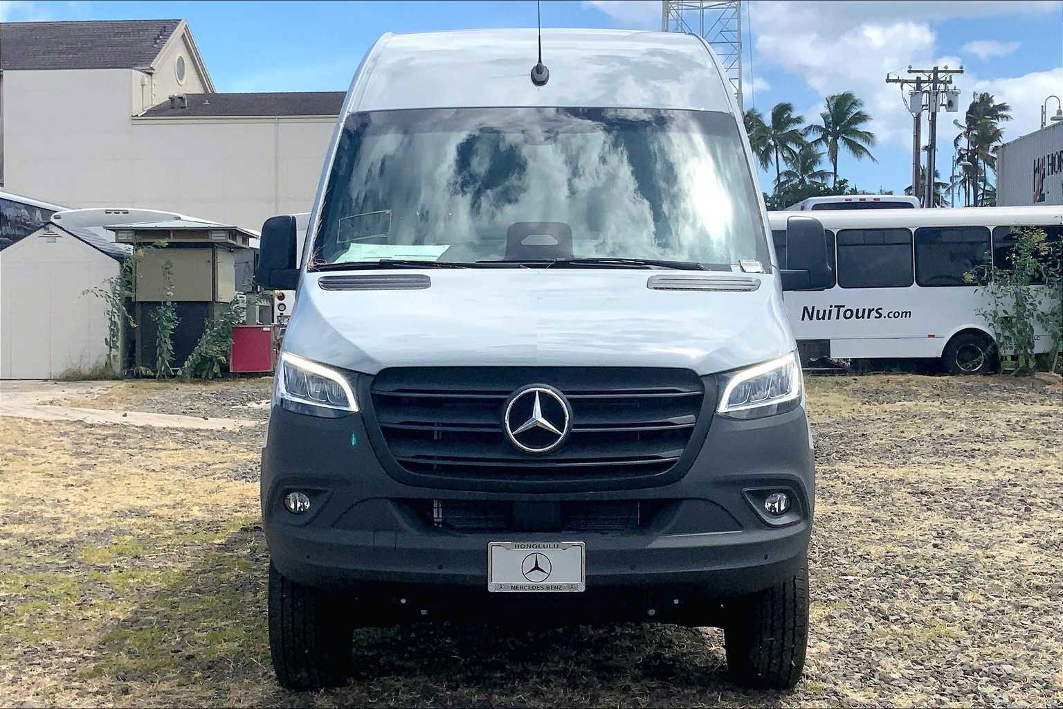 New 2025 Mercedes-Benz Sprinter 2500 image 3
