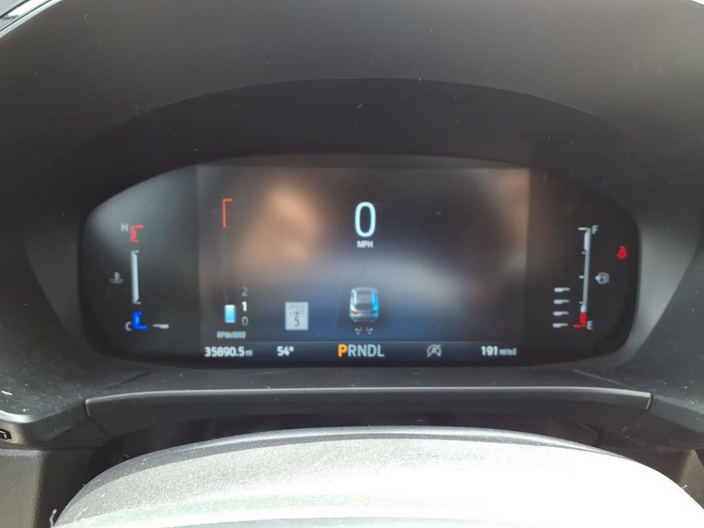 Used 2024 Ford Escape ST-Line w/ Tech Pack #1 AWD/4WD image 18