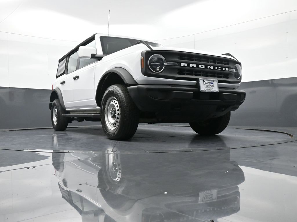 Used 2021 Ford Bronco Base image 30