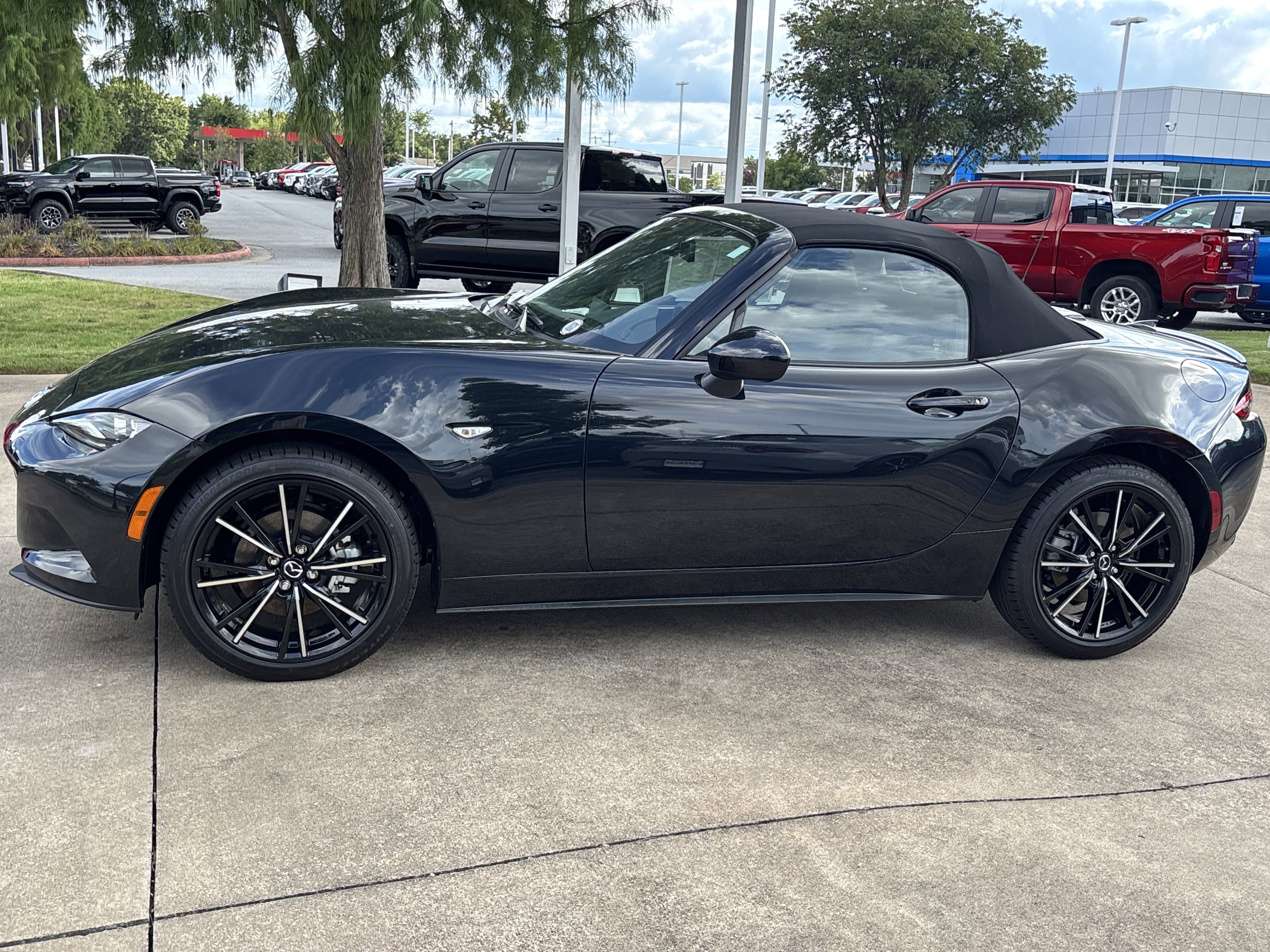 New 2025 MAZDA MX-5 Miata Grand Touring image 9